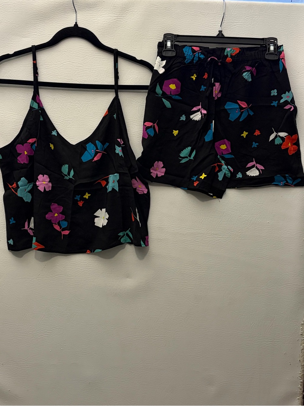 Refinery29 Black Floral Camisole & Shorts Sleep Set Medium NWT